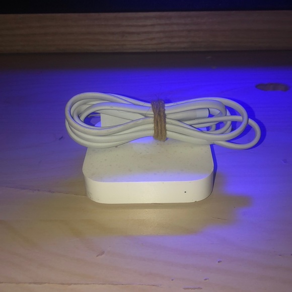 Apple Express - Picture 3 of 3